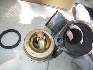 サーモスタット